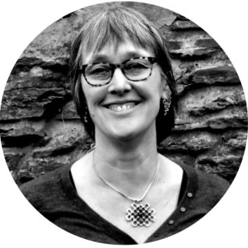 Alison Murdoch author of Bed 12